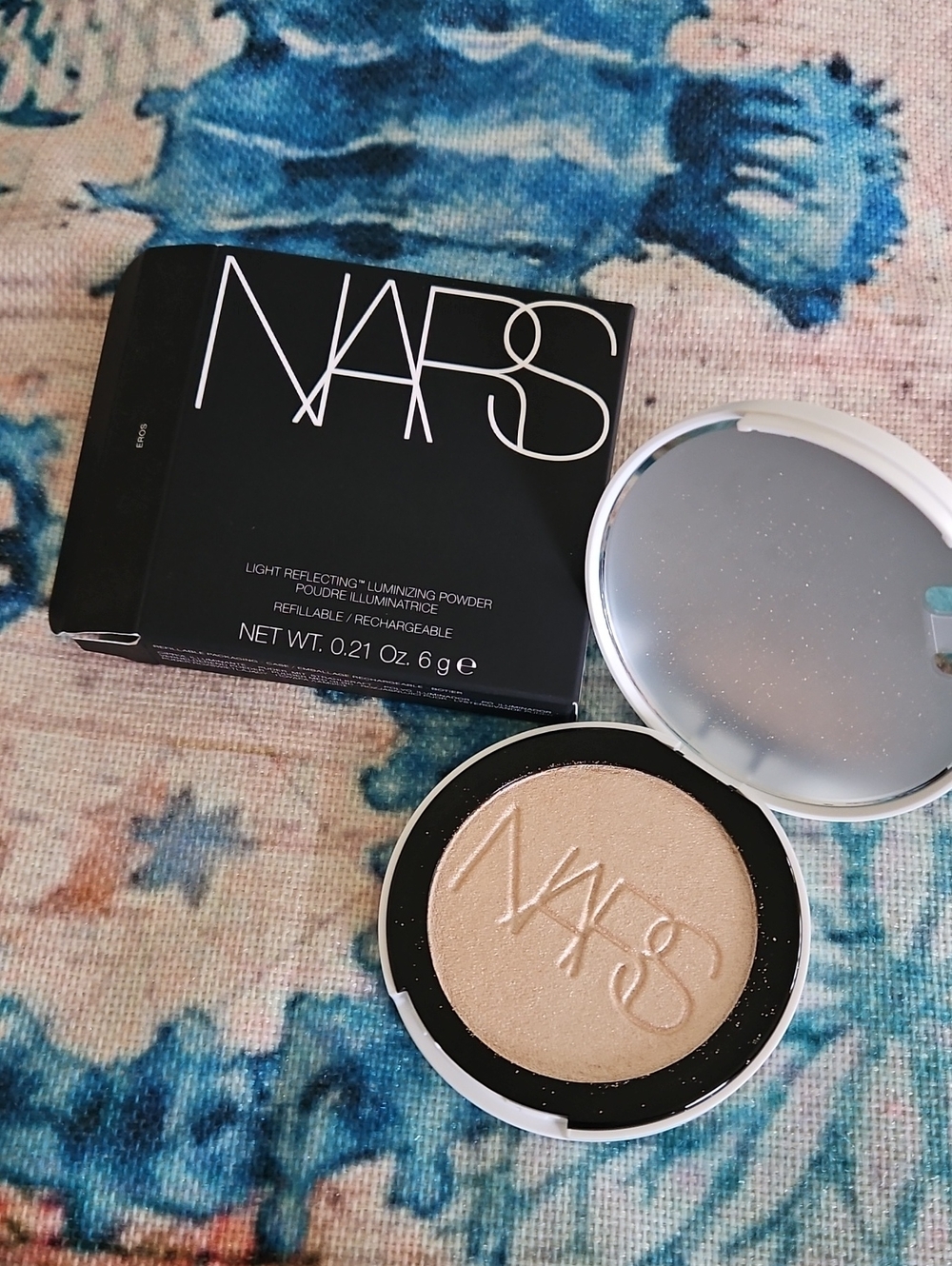 NARS Light Reflecting Luminizing Powder Euros - Picture 7 of 12